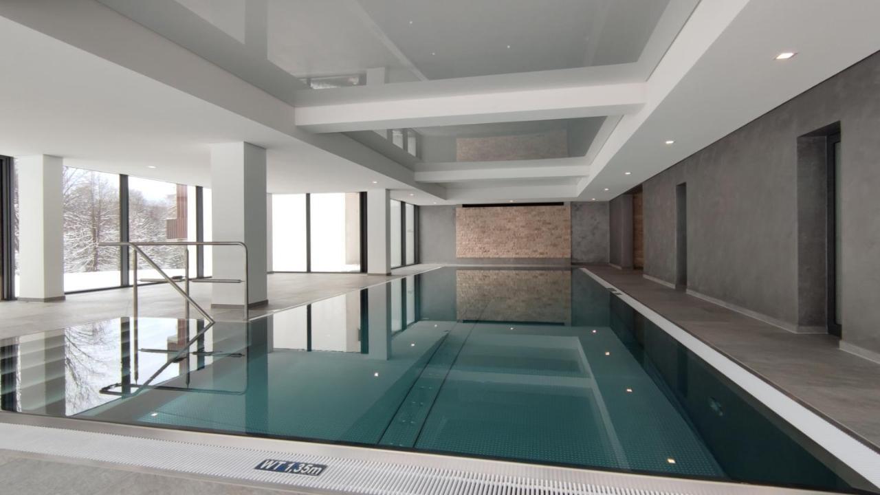 Studio 20Qm Mit Balkon Und Innenpool - 22030 Schluchsee Buitenkant foto