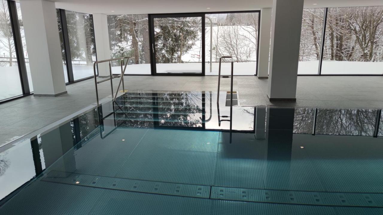 Studio 20Qm Mit Balkon Und Innenpool - 22030 Schluchsee Buitenkant foto